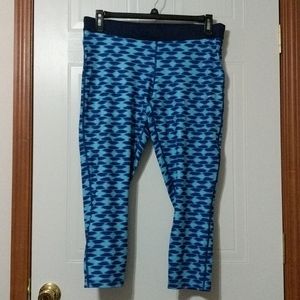 Nike Dri-fit workout capris